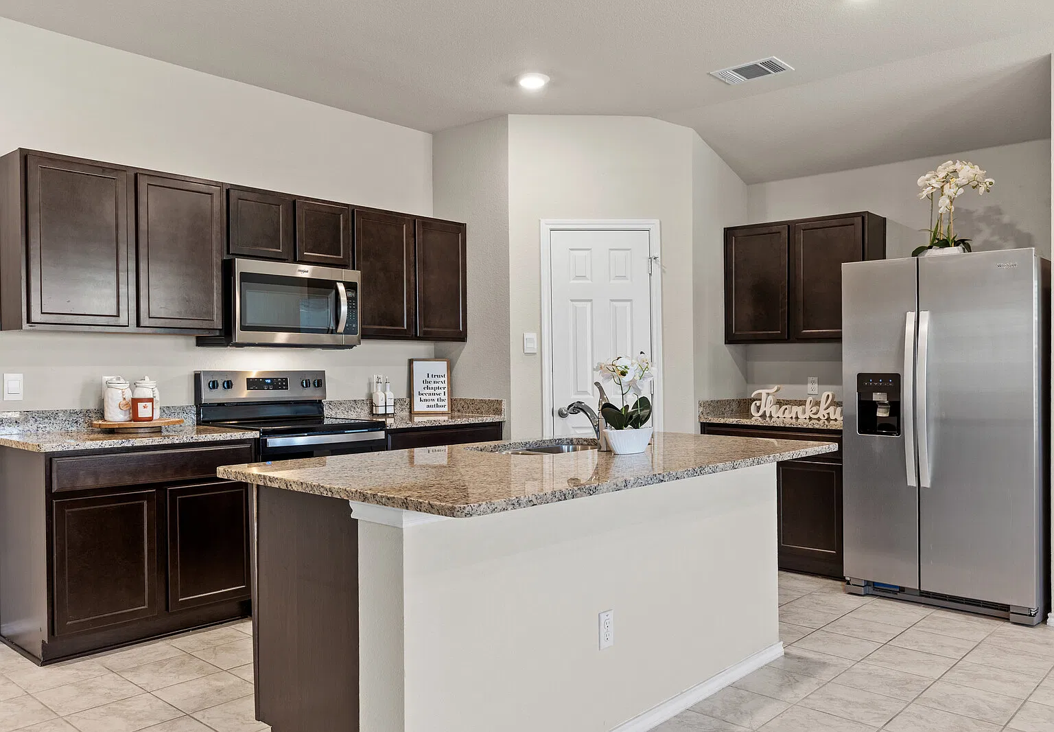 4 bed, 1854 sqft, $1,850 — Photo 1