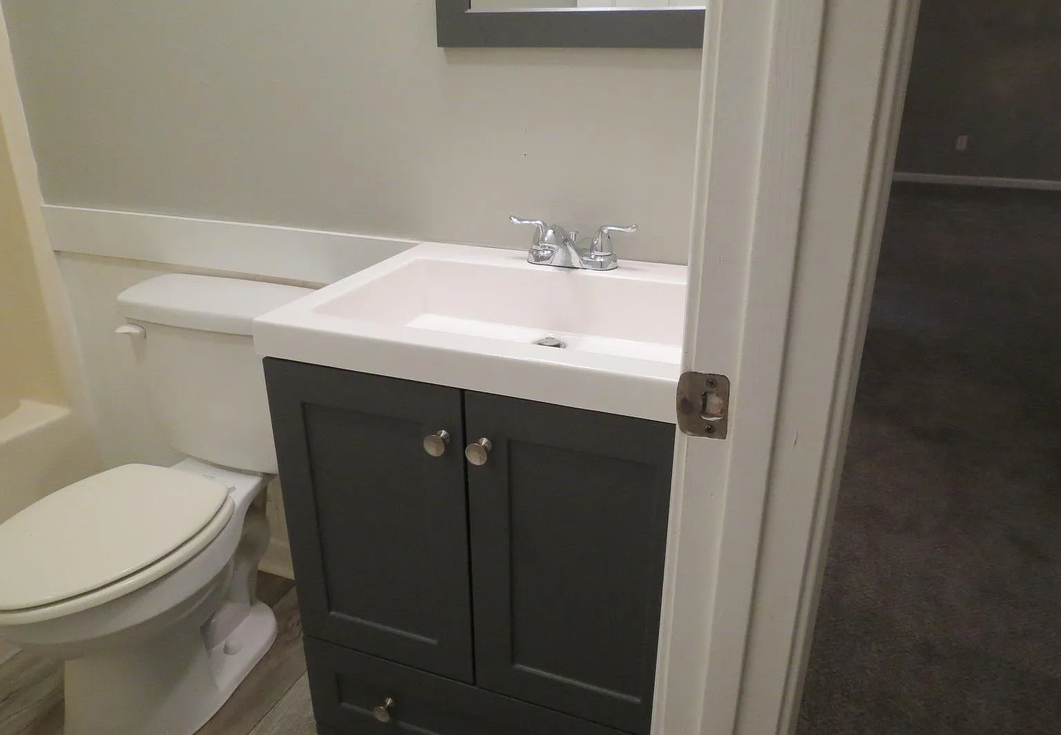 3 bed, 1.5 bath, 1350 sqft, $1,750 — Photo 3