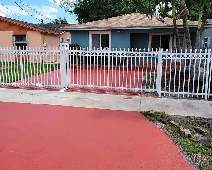 3048 NW 56th St