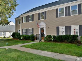 637 Yale Way #637B, Monroe Township, NJ 08831
