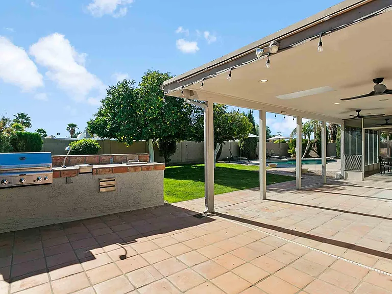 6411 E Presidio Rd — Photo 37