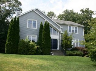 25 Sarenee Cir, Trumbull, CT 06611