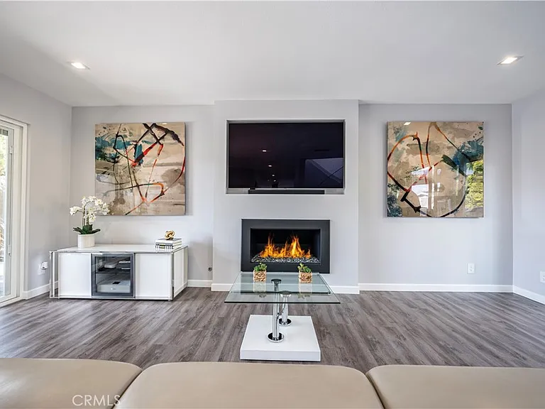 8711 Mossford Dr — Photo 9