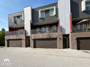 1730 N Reno Dr #1730, Fayetteville, AR 72703