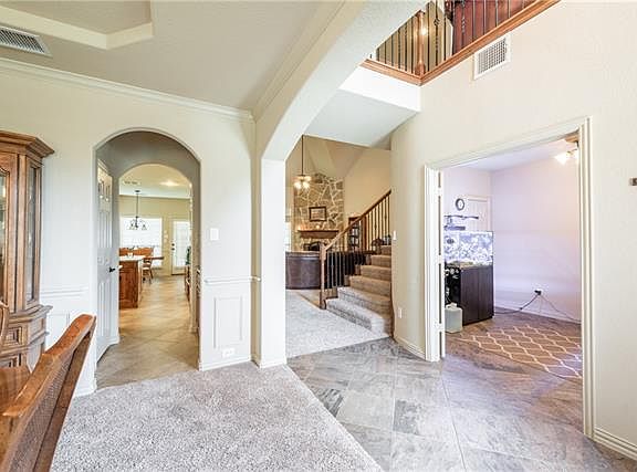 2nd image of 6152 Gibbons Creek St