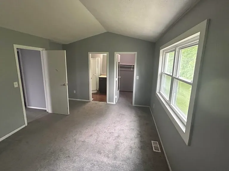 6664 Fairway Ave — Photo 3