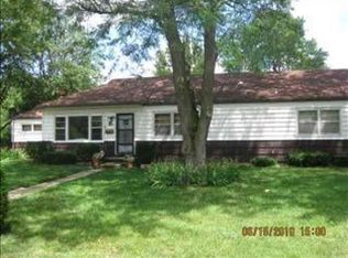 1402 SW Lancaster St, Topeka, KS 66604