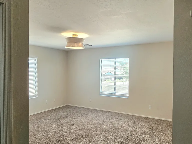 6782 W Rowel Rd — Photo 6