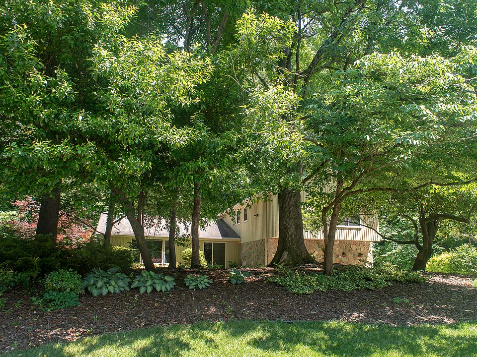 1st image of 4567 Westhampton Dr