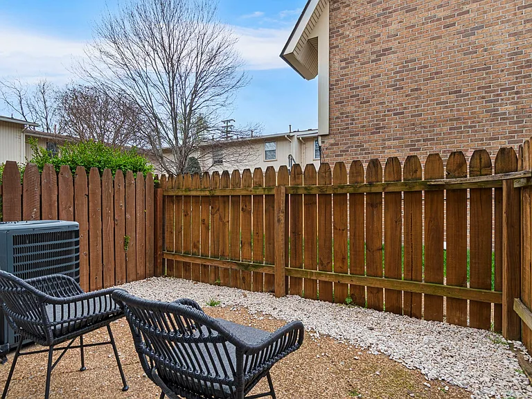 2116 Hobbs Rd #C2 — Photo 43