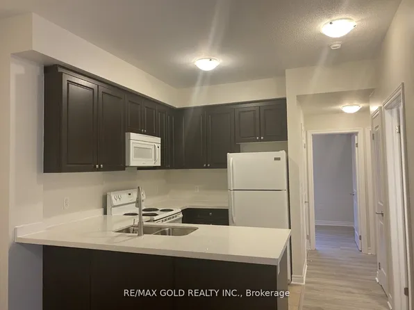 276 Gatwick Dr #205, Oakville, ON L6H 0K8