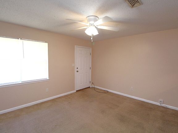 5th image of 1608 Sunny Ridge Ln
