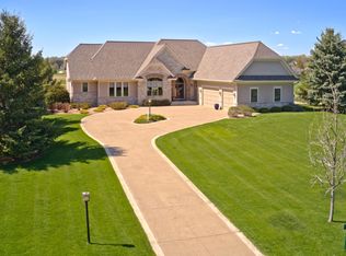 309 Lindsay Rd, Hudson, WI 54016