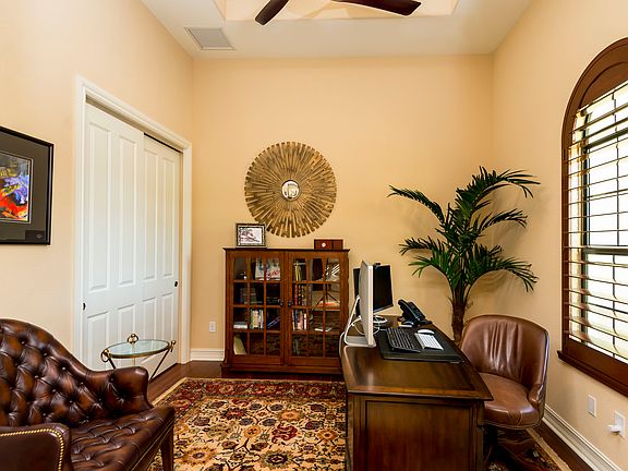 Study or 4th Bedroom