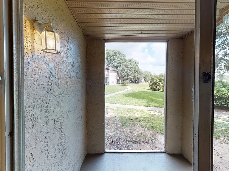 Lakewood Place — Photo 50