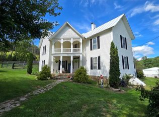 54 Hillandale Ln, Elk Creek, VA 24326
