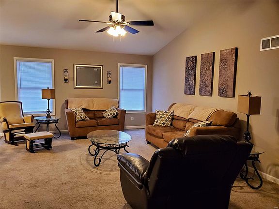 3rd image of 230 Gobbler Dr
