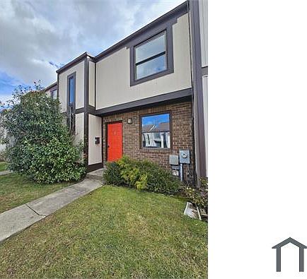 2nd image of 3 Helmsman Ct