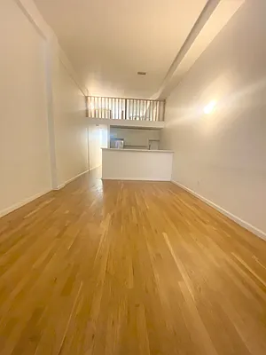 Rented by MOTION New York | media 14