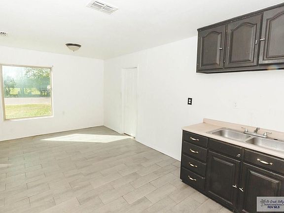 5th image of 716 W Spruce Ave