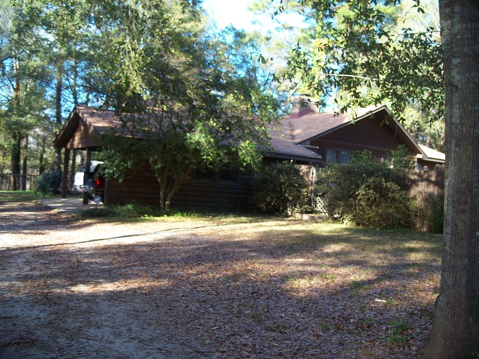 veiw from driveway