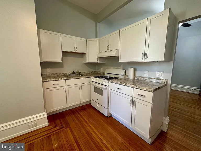 146 Sumac St #1F — Photo 3