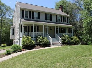 68 Mowry St, Mendon, MA 01756