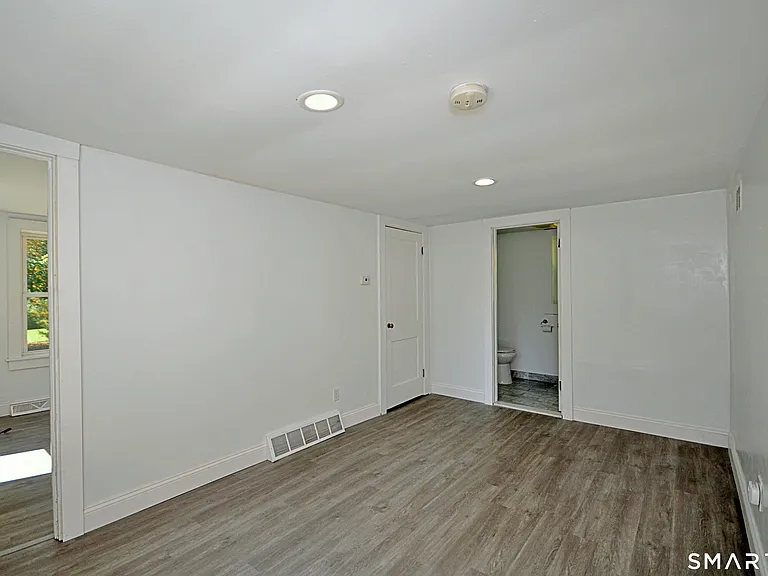 10A Old Hawleyville Rd — Photo 8