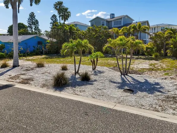 211 176th Terrace Dr E Lot 2, Saint Petersburg, FL 33708