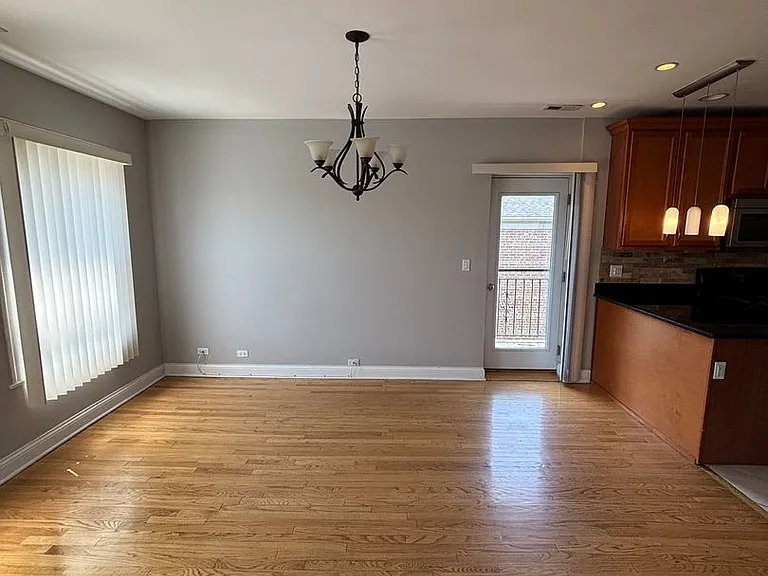 5724 N Mozart St #2A — Photo 4