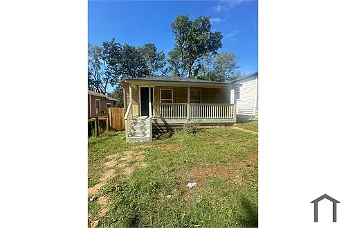 310 Gamma St S Photo 1