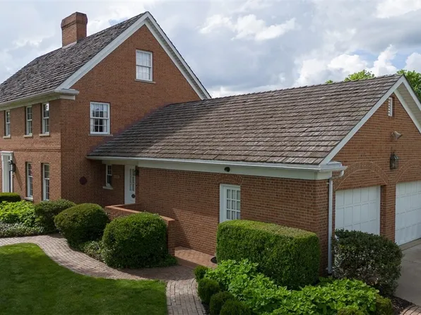 195 W 5th St, Dover, OH 44622