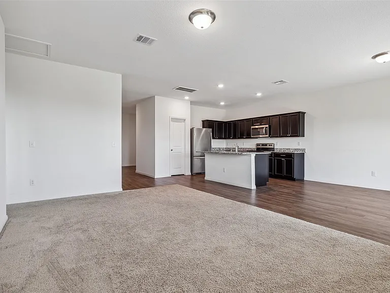 14105 Jeannette Rankin Rd — Photo 4