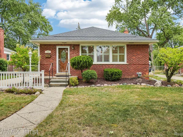 306 Charlotte Ave, Royal Oak, MI 48073