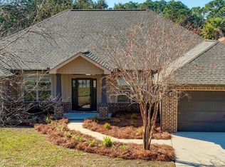 6991 Gandy Dr, Navarre, FL 32566