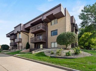 1510 N Rock Run Dr APT 2C, Crest Hill, IL 60403