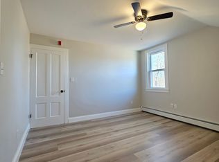 5 Chopmist Hill Rd FLOOR 2, Chepachet, RI 02814