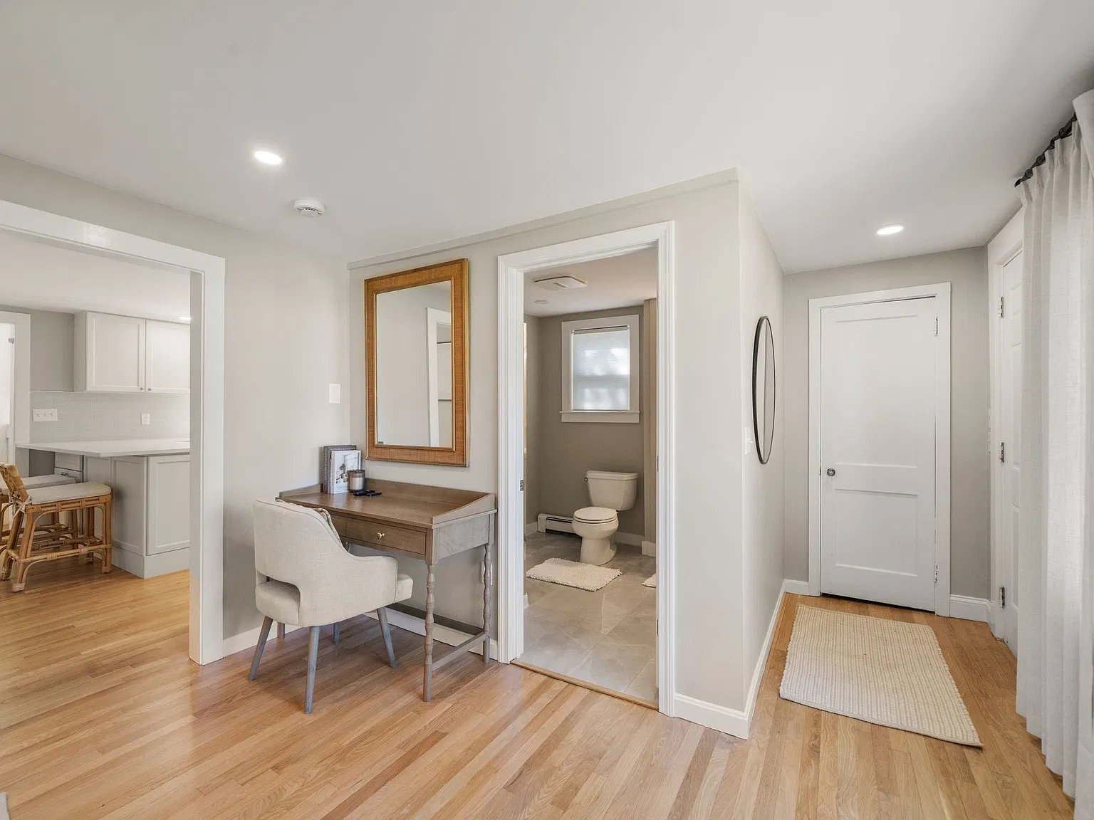 3 bed, $3,695 — Photo 3