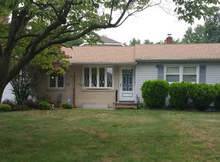 214 Appian Way, Middlesex, NJ 08846