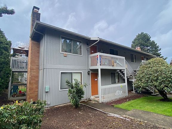 2nd image of 2176-2182 Nomad Ct SE #2176