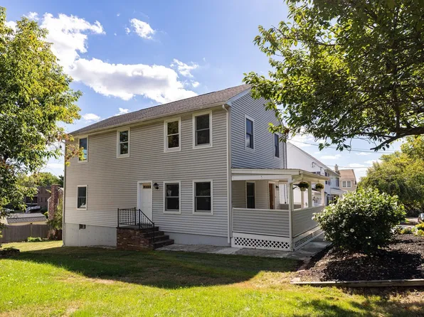 9 Dimock St, Danvers, MA 01923