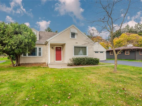 486 Manse Ln, Rochester, NY 14625
