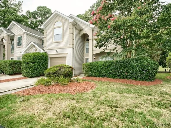 927 Backspin Ct, Newport News, VA 23602
