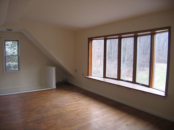 Upstairs Living room 