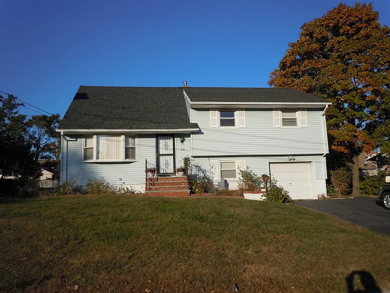 18 Fraley Dr photo 1