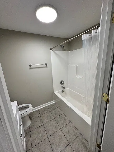 1 bed, 550 sqft, $900 — Photo 4