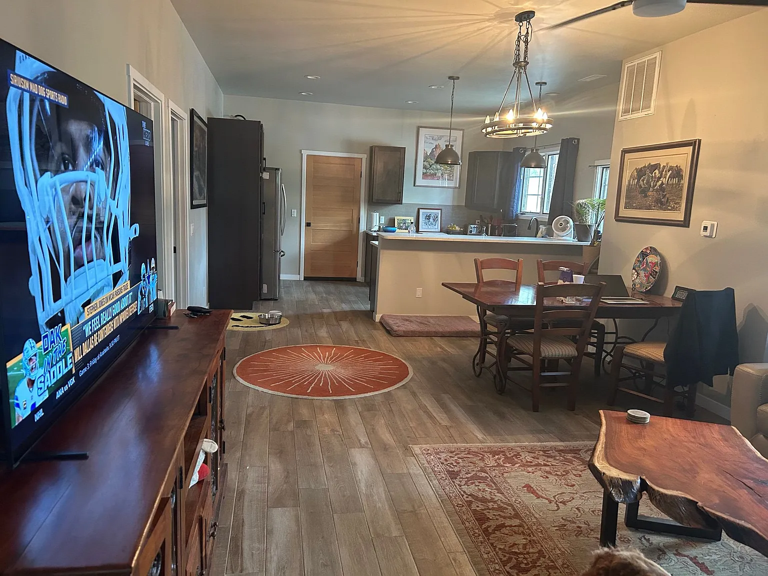 2 bed, 1.0 bath, 1050 sqft, $2,550 — Photo 4