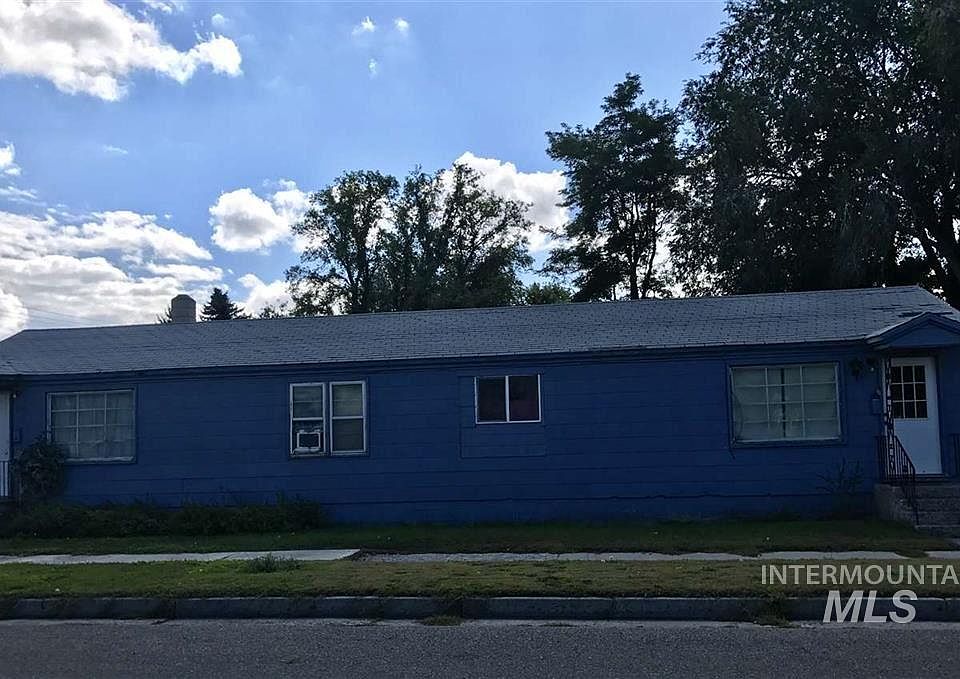 2nd image of 701 E 13th St