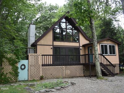 106 Saddlebrook Ln, Lords Valley, PA, 18428