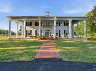 10627 New Cut Rd, Athens, AL 35611